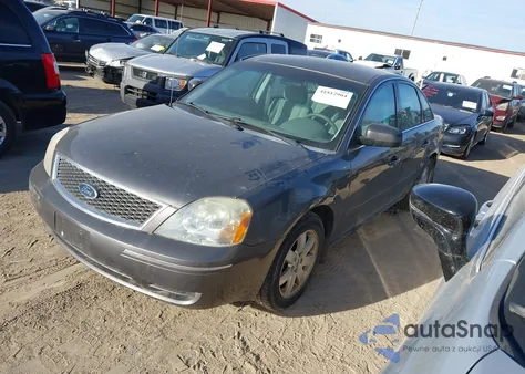 2005 Ford Five Hundred Se из США, поврежденный, VIN 1FAFP23155G136330